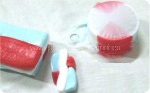 Výroba vícebarevných silikonových náramků